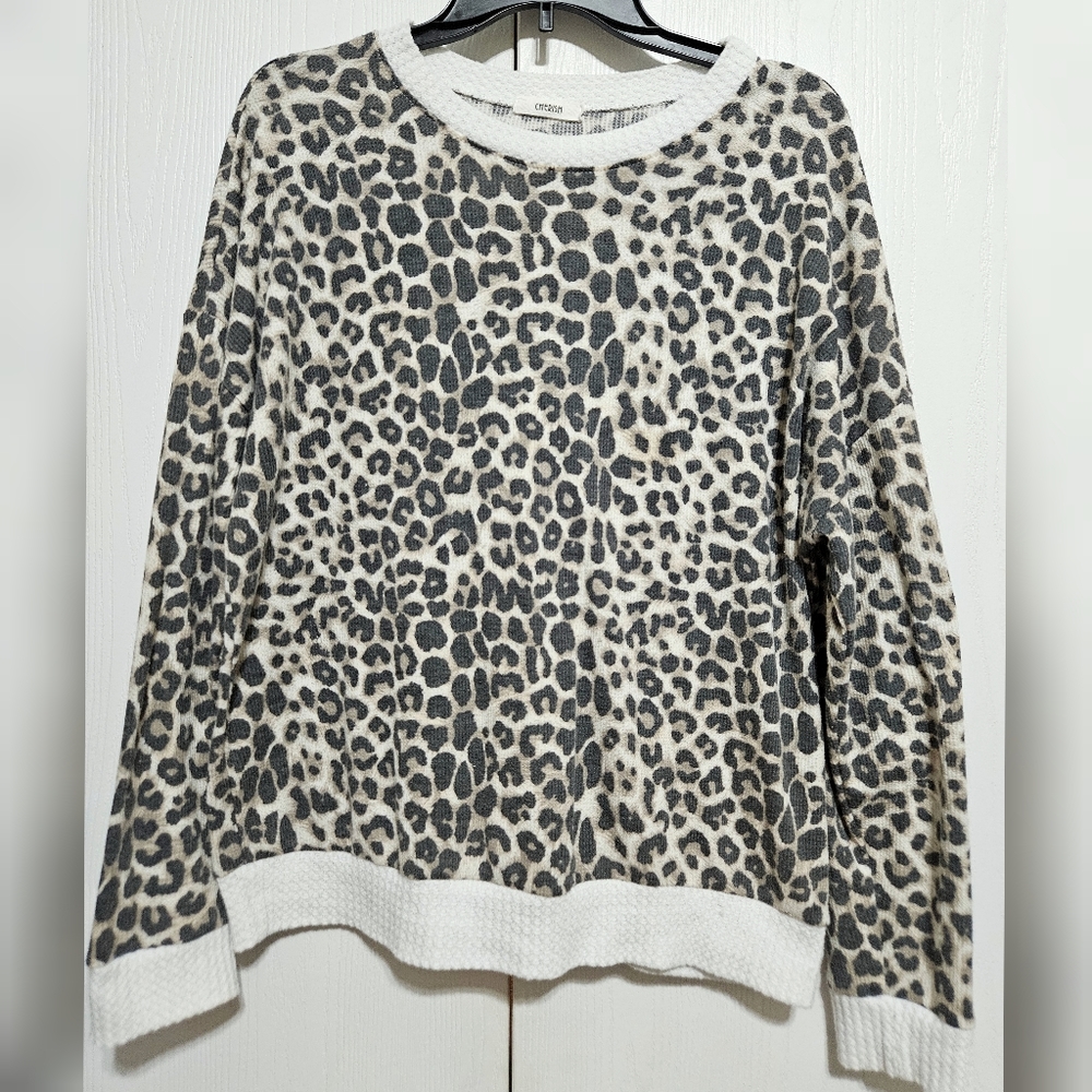 Cherish Leopard Print Thermal Sweatshirt Small